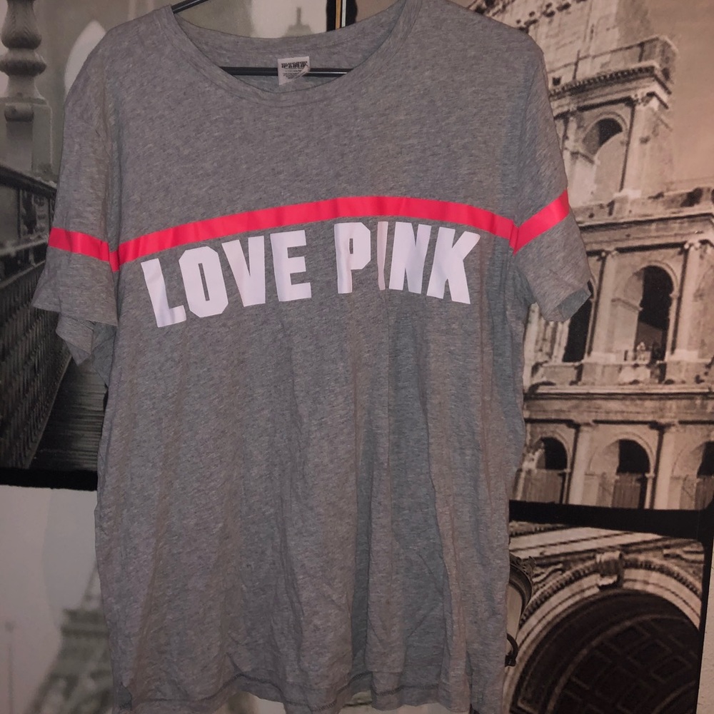 Pink/ Victoria Secret t-shirt